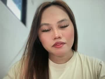 yourhotgirl_lyn