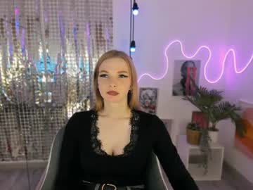 daria_noir
