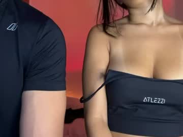 latinocouplemask