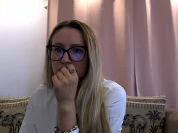 melly_rosey