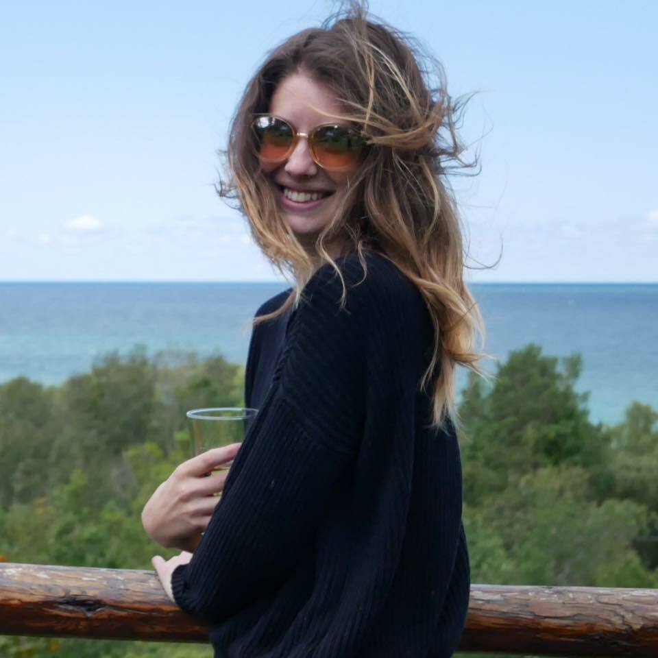 Very pretty Lauren masturbates for GGW — 21