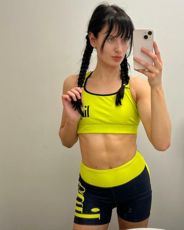 Petite British Model Fern Alexandra - Unforgettabl — 28