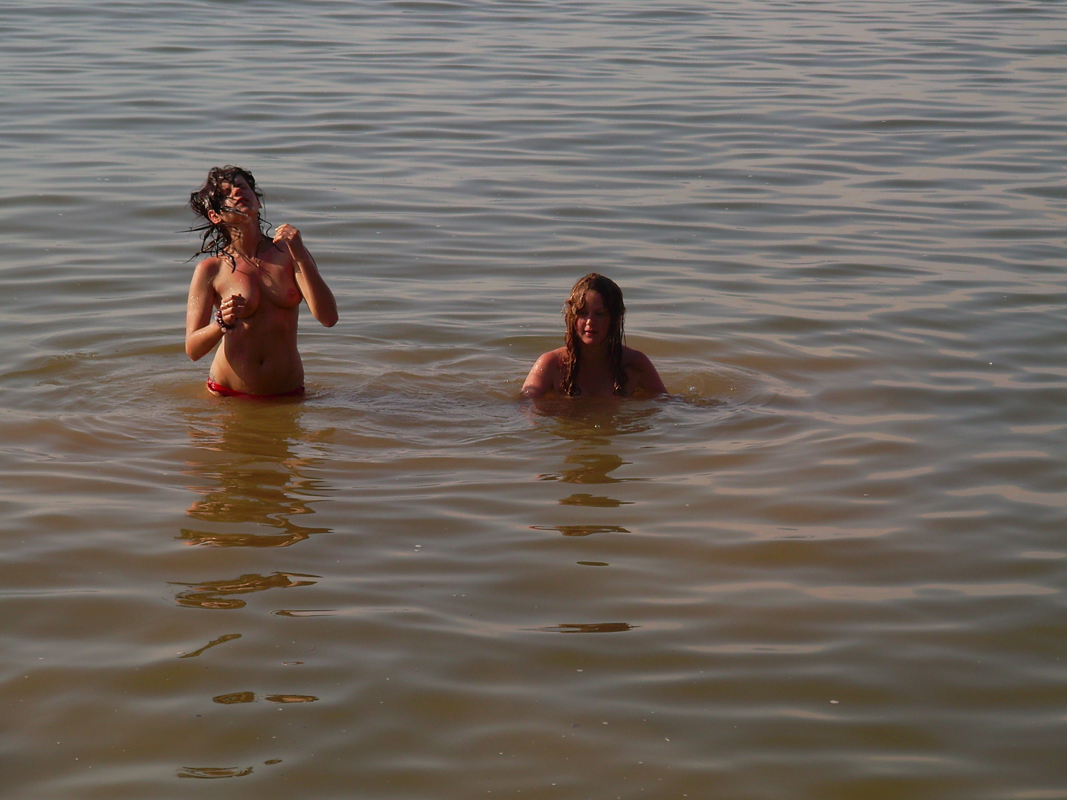 Amateur Girls Holiday Pics — 22