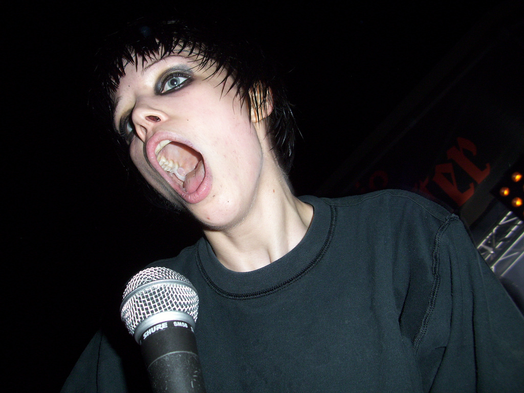 Alice Glass — 38
