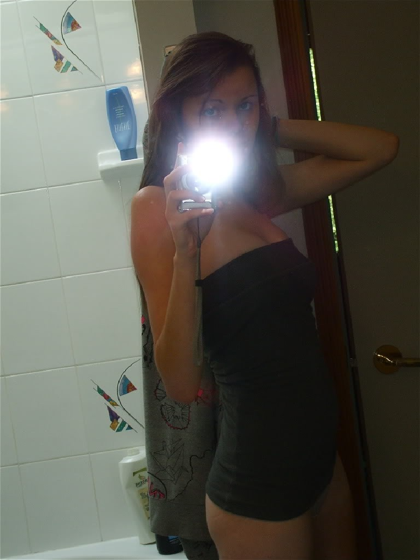 Selfies of a lonely Girl — 21